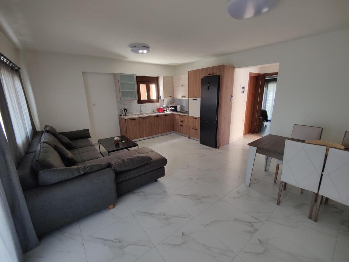 Villa Cassiopeia Nikiti  Buitenkant foto